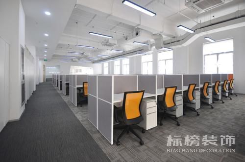 深圳办公室装修如何选择家具？